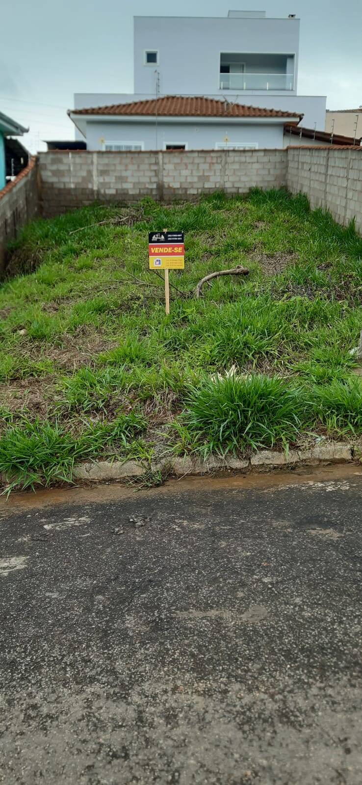 #TE26 - Terreno para Venda em Nova Resende - MG