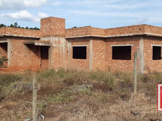 #CA02 - Casa para Venda em Nova Resende - MG - 1