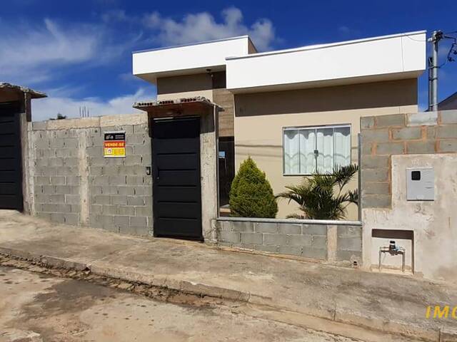 #CA16 - Casa para Venda em Nova Resende - MG - 1