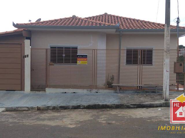 #CA19 - Casa para Venda em Nova Resende - MG - 1