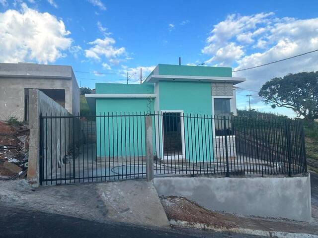 #CA32 - Casa para Venda em Nova Resende - MG - 1